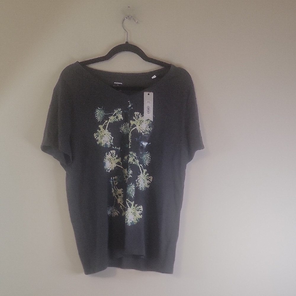 Sonoma gray Short Sleeve Tee with Green Floral Print